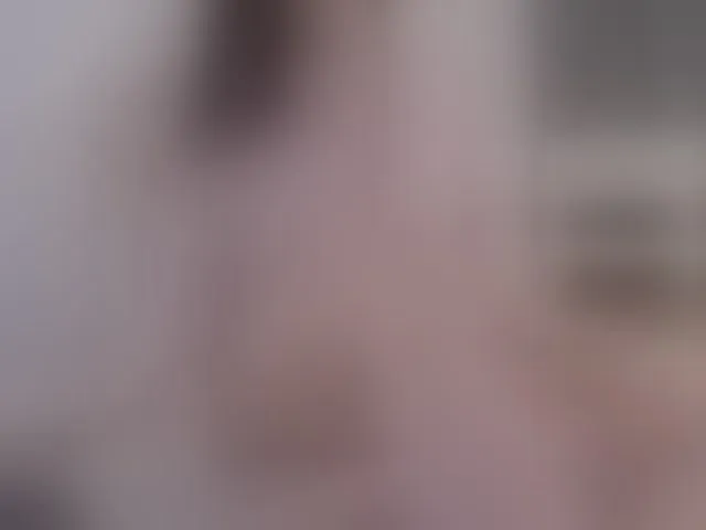 Live sex webcam photo for SophieeRain #292511508