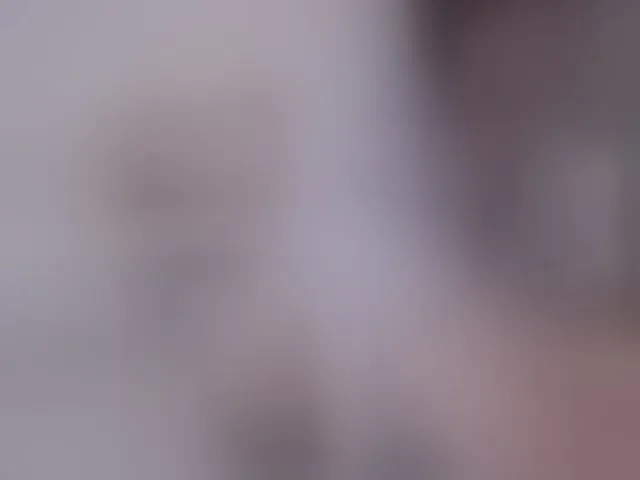 Live sex webcam photo for SophieeRain #292723919