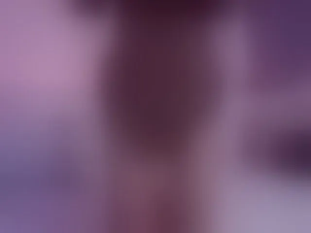 Live sex webcam photo for SophieeRain #293687306
