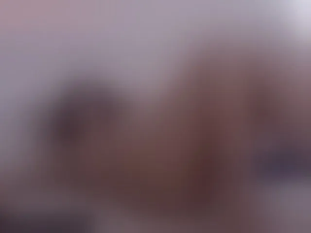 Live sex webcam photo for SophieeRain #293751133