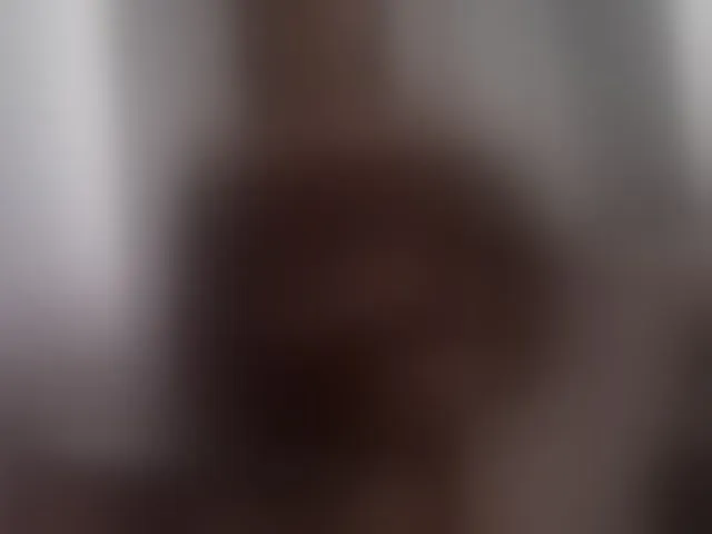 Live sex webcam photo for SophieeRain #293930470