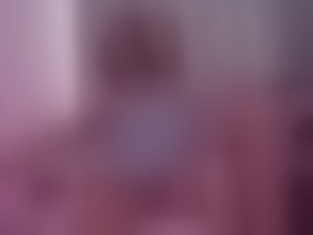 Live sex webcam photo for SophieeRain #294058244