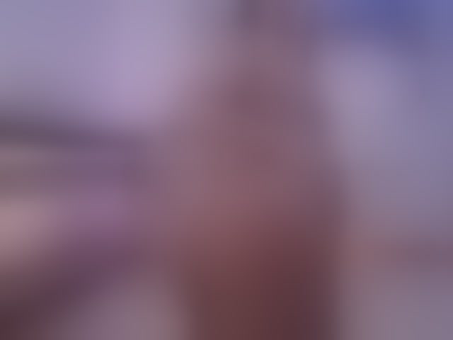 Live sex webcam photo for SophieeRain #294127013