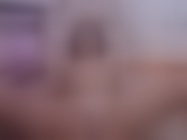 Live sex webcam photo for SophieeRain #294134893