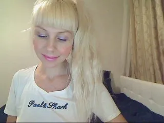 Live sex webcam photo for Sophielight #146135169