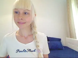 Live sex webcam photo for Sophielight #152370643