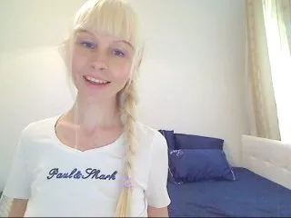 Live sex webcam photo for Sophielight #152375415
