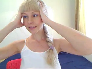 Live sex webcam photo for Sophielight #155212791