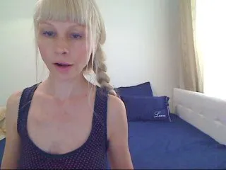 Live sex webcam photo for Sophielight #156887807