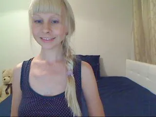 Live sex webcam photo for Sophielight #157368211