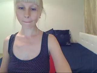 Live sex webcam photo for Sophielight #157575121