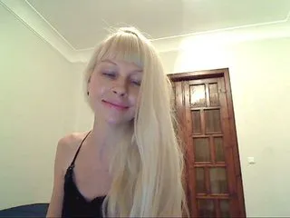 Live sex webcam photo for Sophielight #163291640