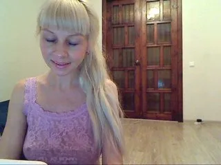 Live sex webcam photo for Sophielight #163588766