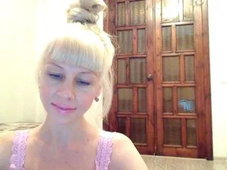 Live sex webcam photo for Sophielight #165955597