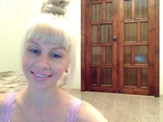 Live sex webcam photo for Sophielight #165981773