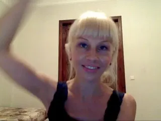 Live sex webcam photo for Sophielight #169899540