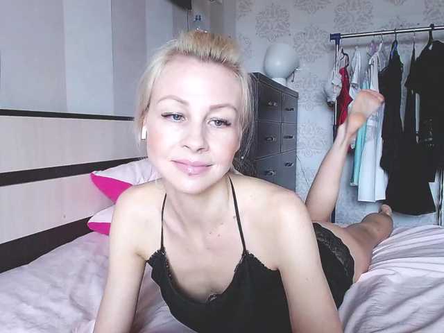 Live sex webcam photo for Sophielight #272551548