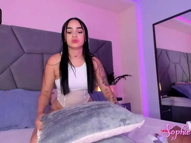 Live sex webcam photo for Sophiie-Vega #291162040