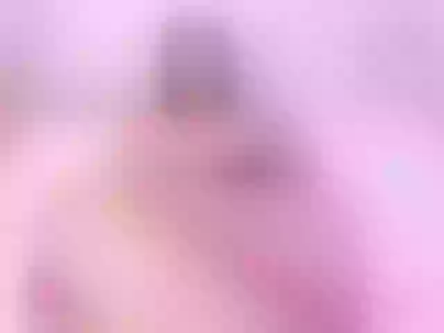 Live sex webcam photo for Sophiie-Vega #291975569