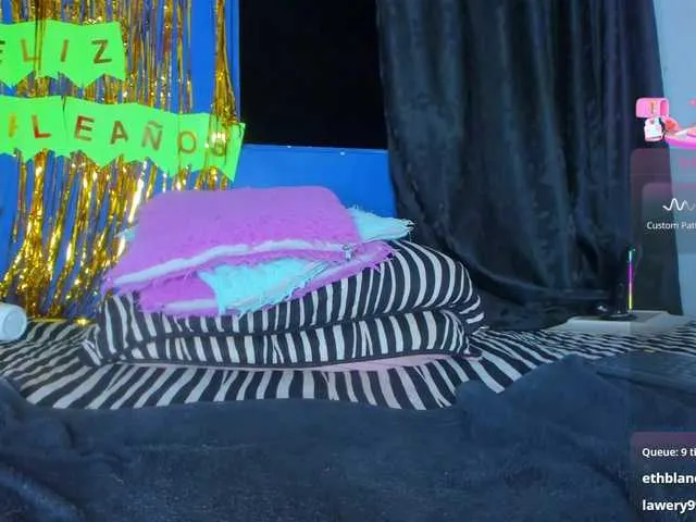 Live sex webcam photo for SophiieGreen #291150968