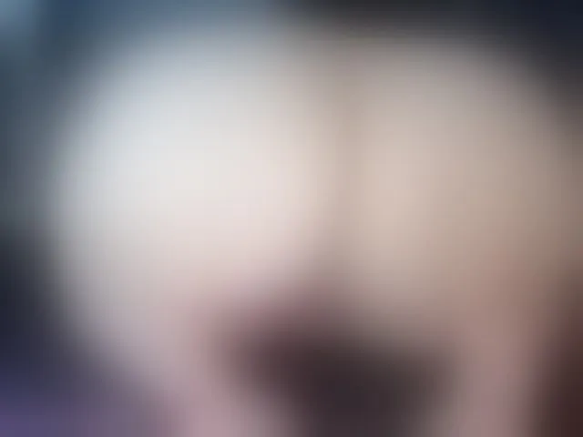 Live sex webcam photo for SophiieGreen #293491969