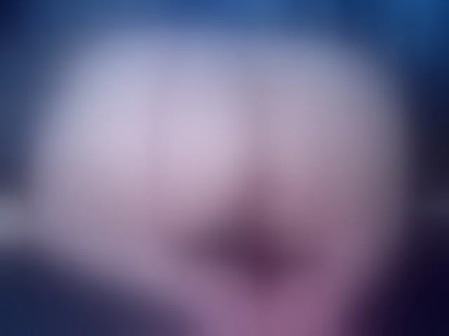 Live sex webcam photo for SophiieGreen #293664331
