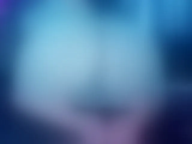 Live sex webcam photo for SophiieGreen #293669486