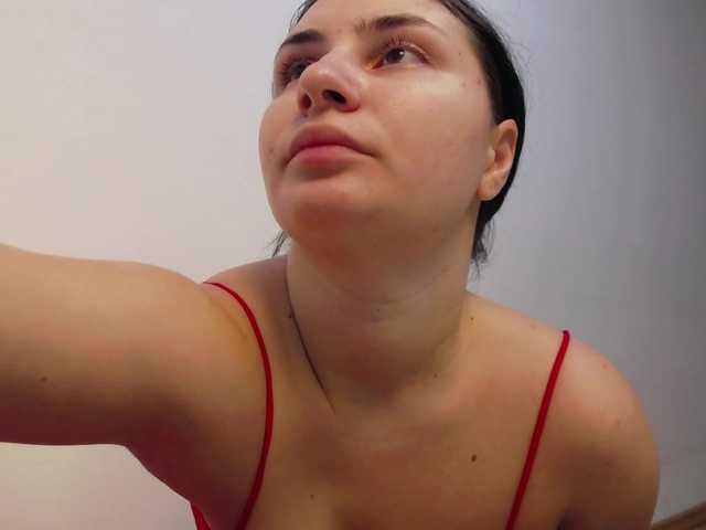 Live sex webcam photo for Sophilexy #272401685