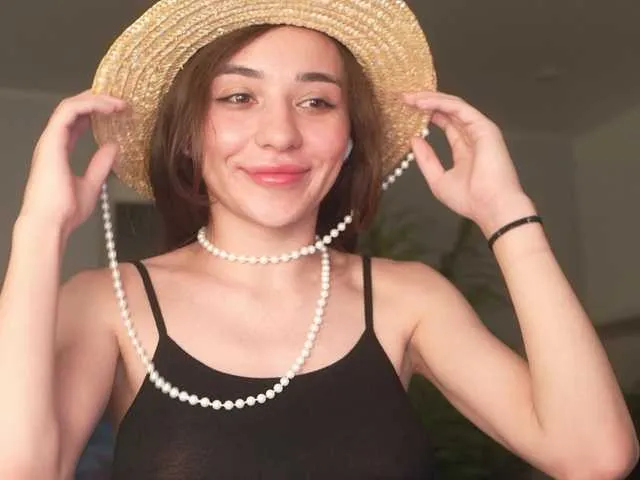 Live sex webcam photo for SpaceAna #291016892