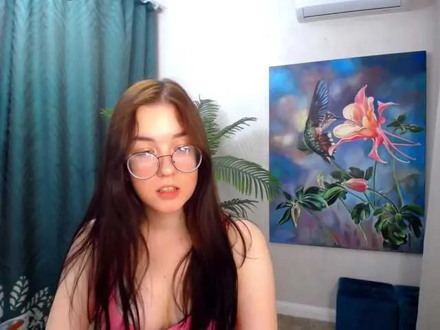 Live sex webcam photo for SparklyGlance #276088972