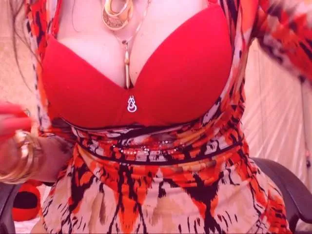 Live sex webcam photo for SpecialCerise #277656079