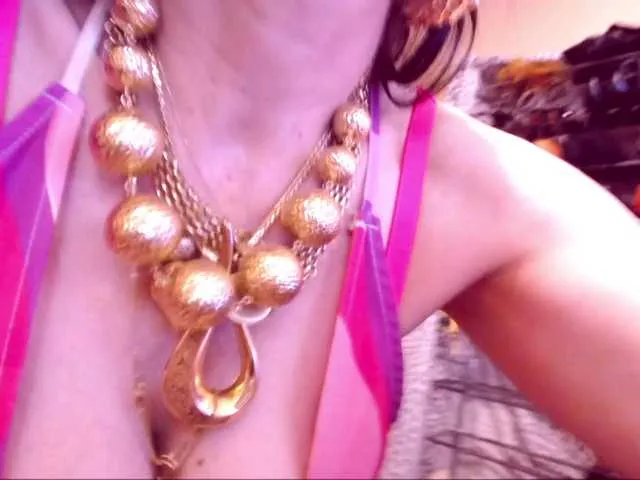 Live sex webcam photo for SpecialCerise #292209811