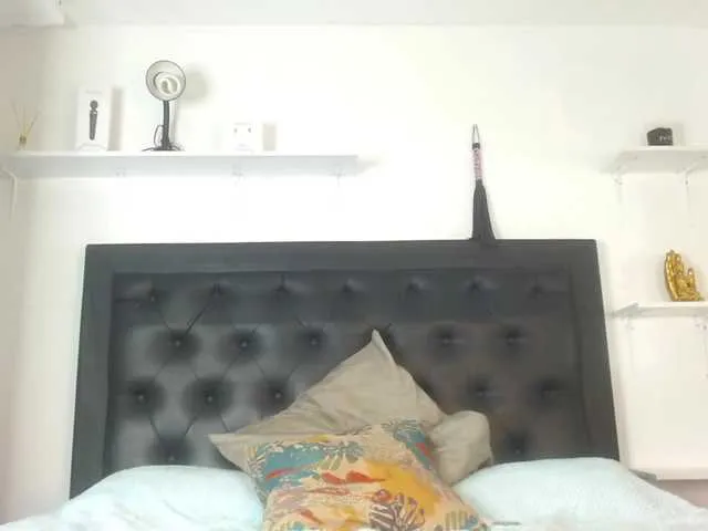 Live sex webcam photo for Spicy-shanty #291951775