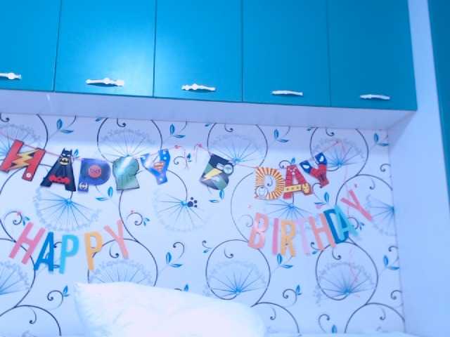 Live sex webcam photo for SpicyBrunnete #277025293