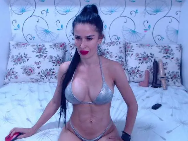 Live sex webcam photo for SpicyBrunnete #289279871