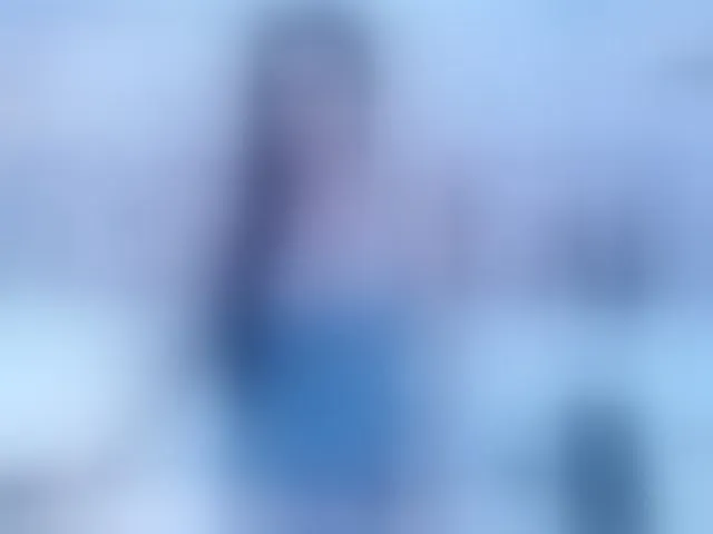 Live sex webcam photo for SpicyBrunnete #293122816