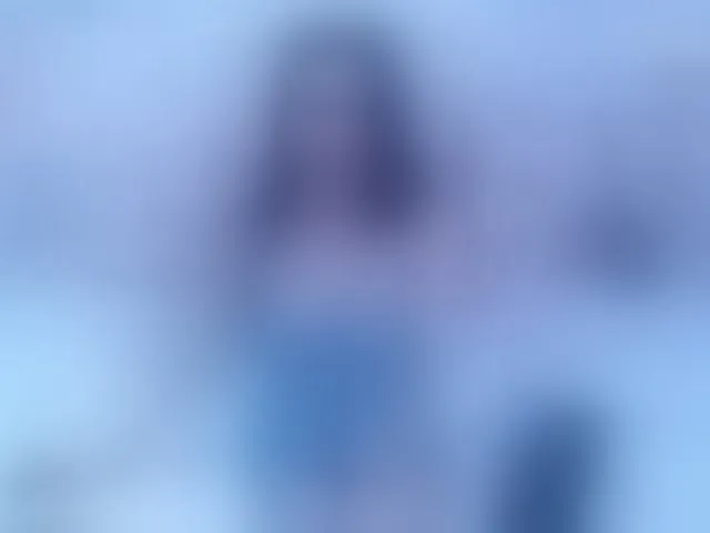 Live sex webcam photo for SpicyBrunnete #293664183