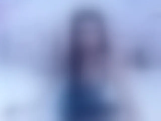 Live sex webcam photo for SpicyBrunnete #293952488