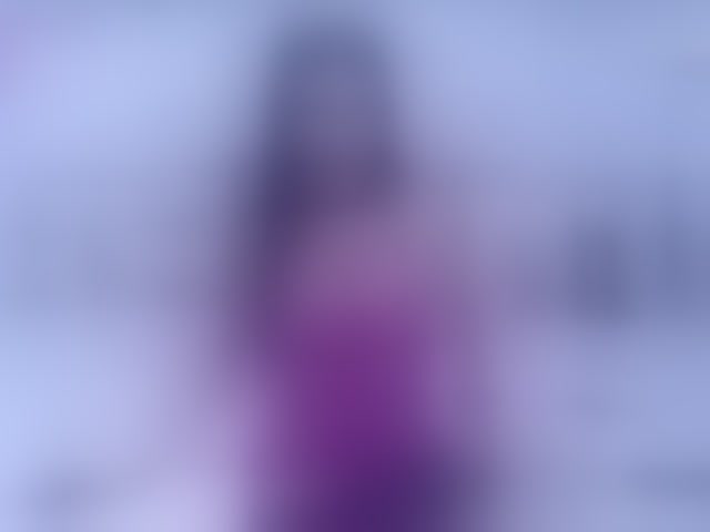 Live sex webcam photo for SpicyBrunnete #294135214