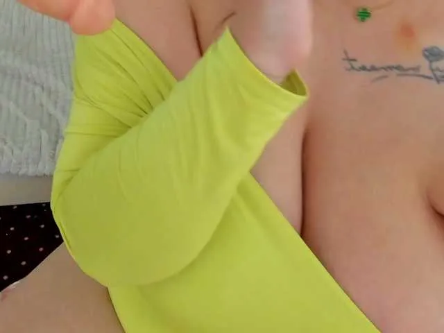 Live sex webcam photo for SpicyKarla #290615498