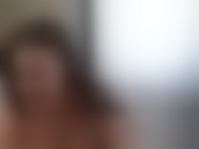Live sex webcam photo for SportymilfX #294025432