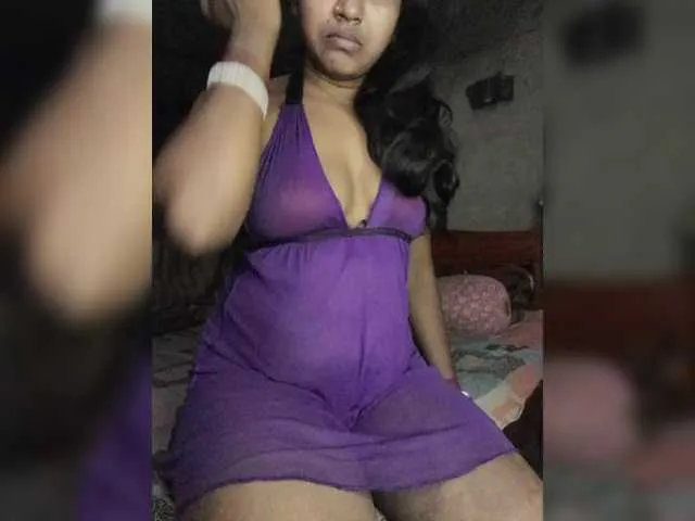 Live sex webcam photo for Squirt24 #288088334