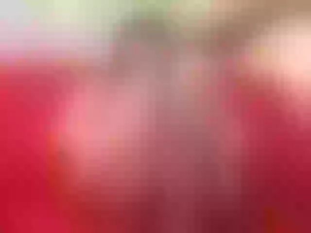 Live sex webcam photo for SquirtMommy #291691498
