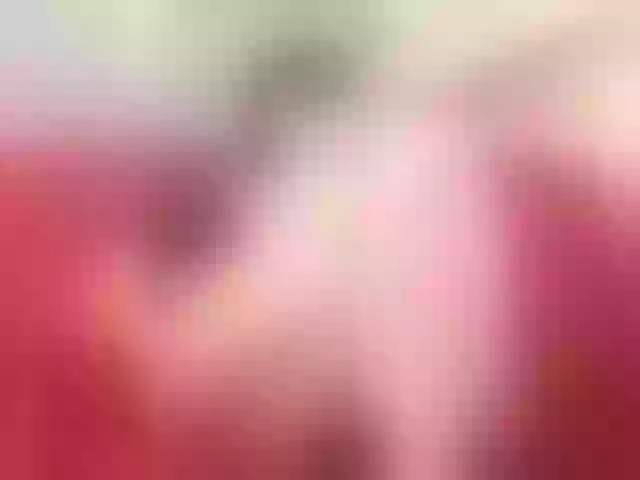Live sex webcam photo for SquirtMommy #292039926
