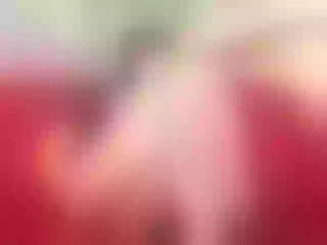 Live sex webcam photo for SquirtMommy #292106344