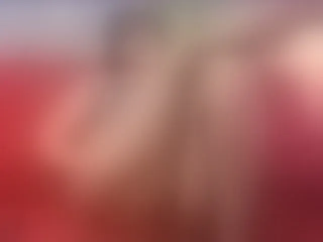Live sex webcam photo for SquirtMommy #292781335