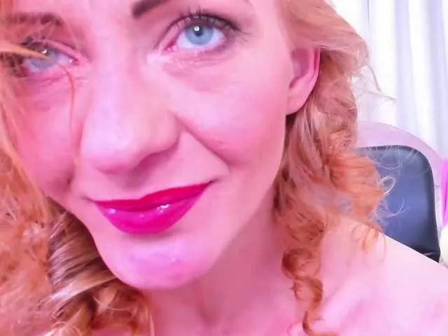 Live sex webcam photo for SquirtyAlisa #288065937