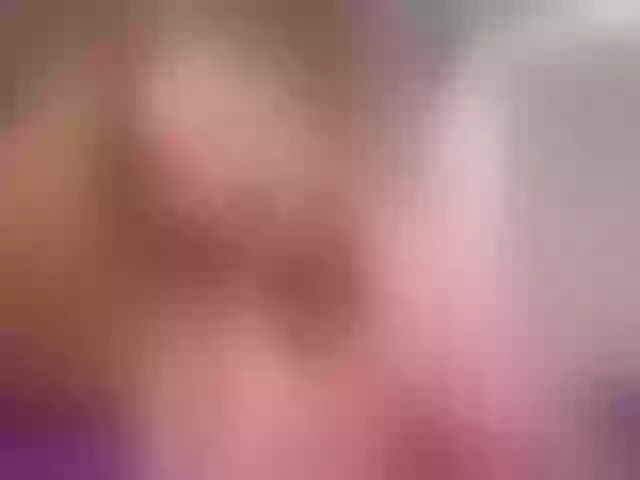 Live sex webcam photo for SquirtyAlisa #288065979