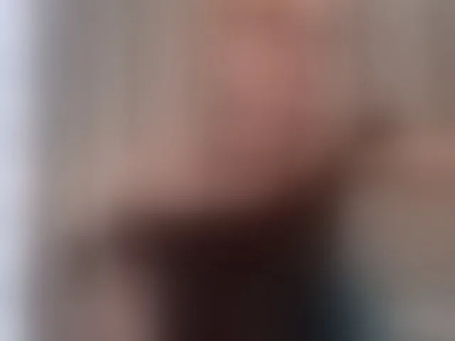 Live sex webcam photo for SquirtyAlisa #290013719