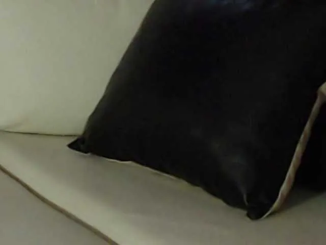Live sex webcam photo for SquirtyMOMMY #274186385